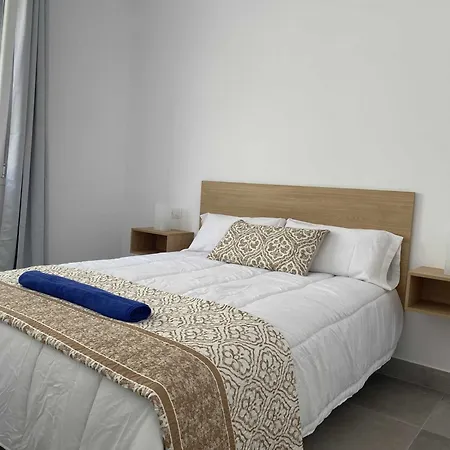 Imperdible Con Piscina Y Barbacoa Puerto Calero